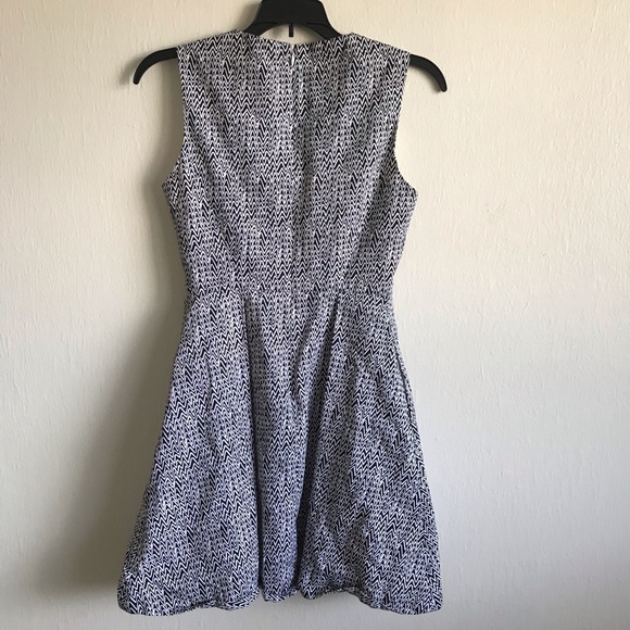 Kate Spade Saturday Fit and Flare B & W Dress - Picture 5 of 7